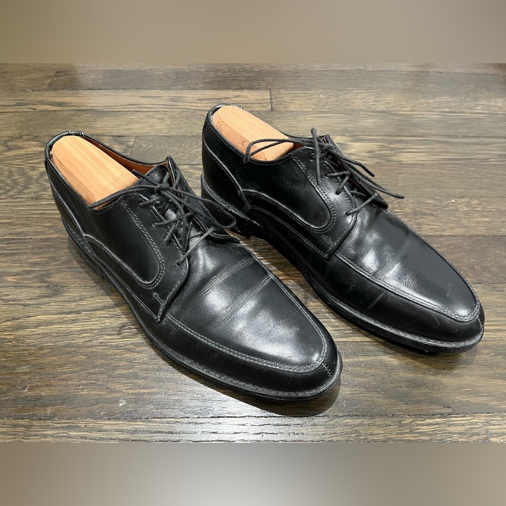 Allen Edmonds Montgomery Dress Shoes (Sz 8.5)
